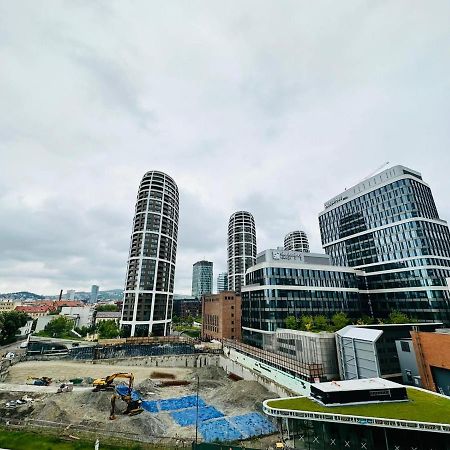 Apartments05 In New Building With Free Parking Panorama City - Amazing View Close To Old Town Bratislava Exterior photo